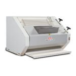 ماكينة تشكيل عجين فرنسية: إنتاجية 1800 قطعة لعجين مثالي